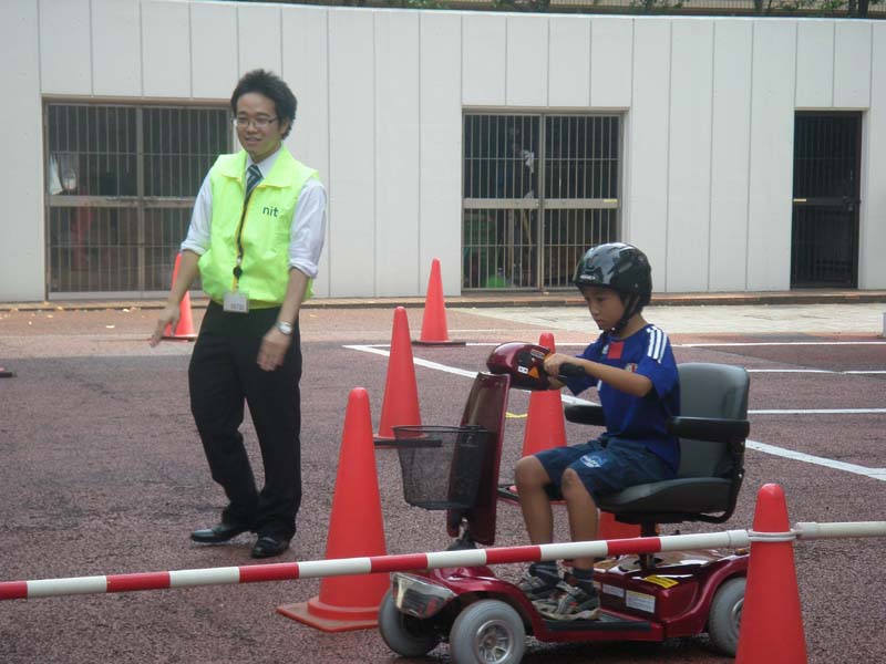 ハンドル型電動車いす試乗会
